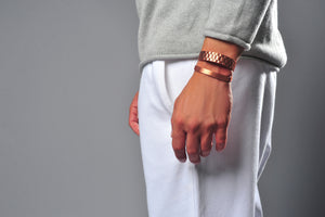 Popular Couple Men & Women's Gear and Minimalist Copper Magnetic Bracelets - Recovery and Injury Relief Duo Gift Pack - Earth Therapy…